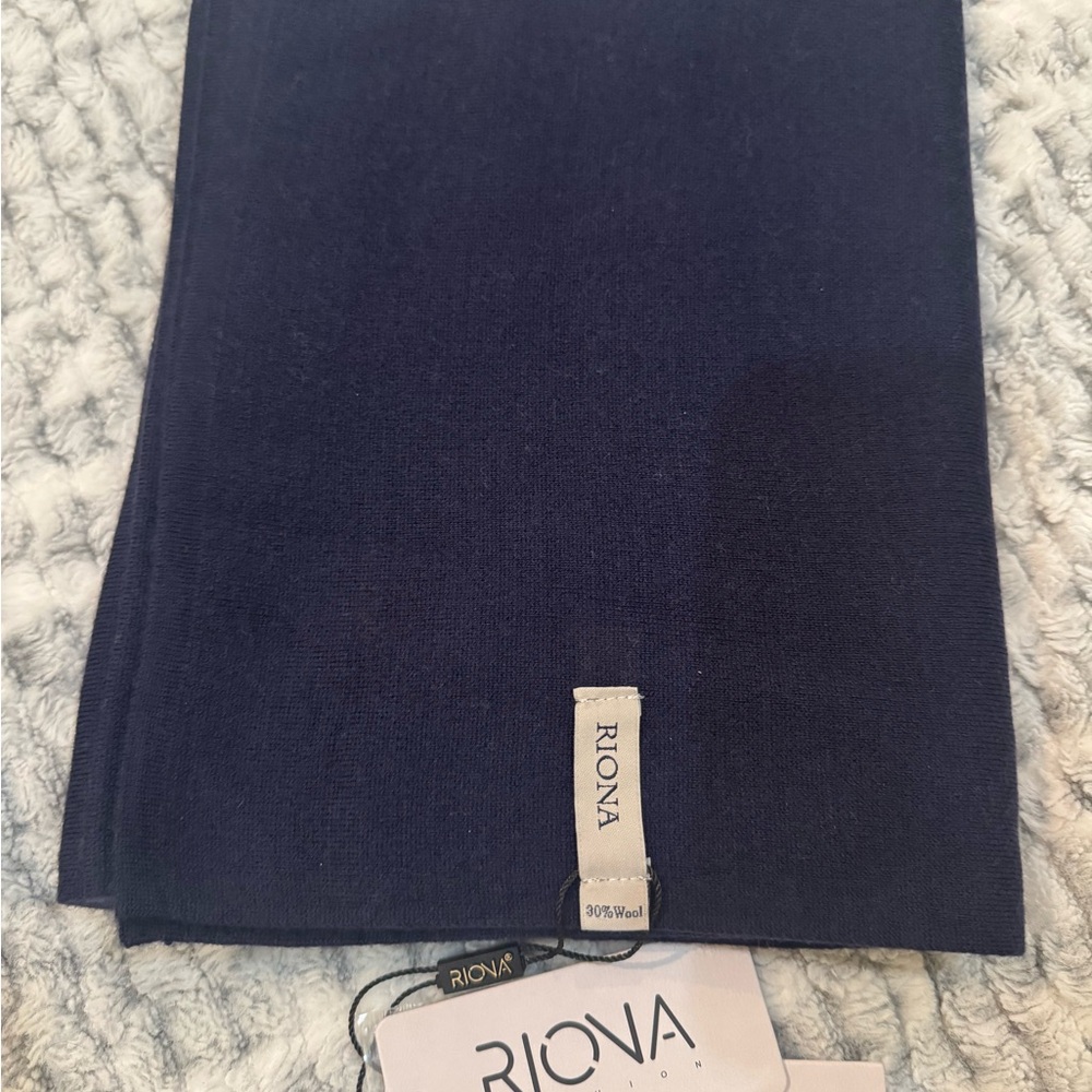 Riona Navy Wool Scarf
